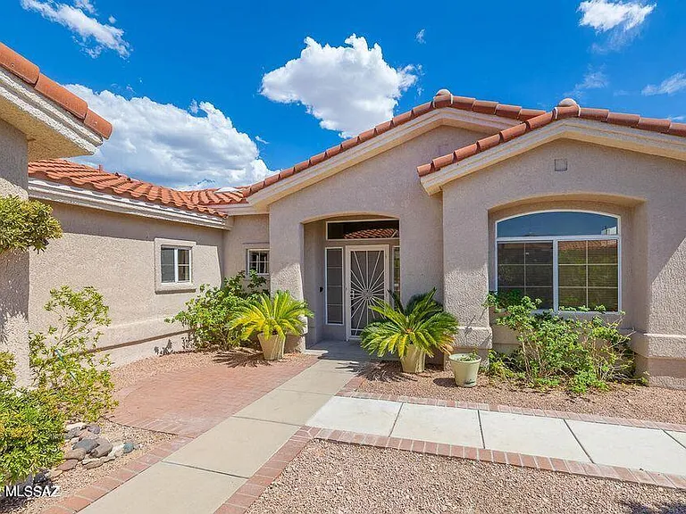 14256 N Greenspun Pl — Photo 2