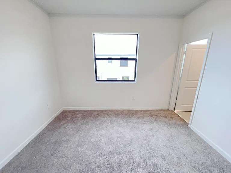 13302 SW 286th St #13302 — Photo 7