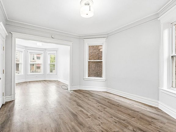 2nd image of 6344 S Eberhart Ave