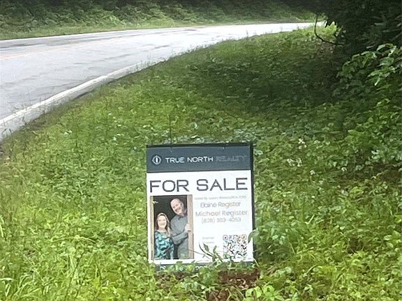 3rd image of 5924 Adako Rd