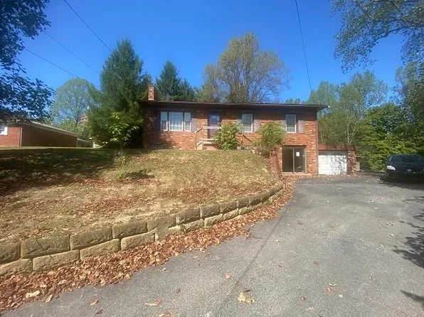 1003 Marion Pike, Coal Grove, OH 45638