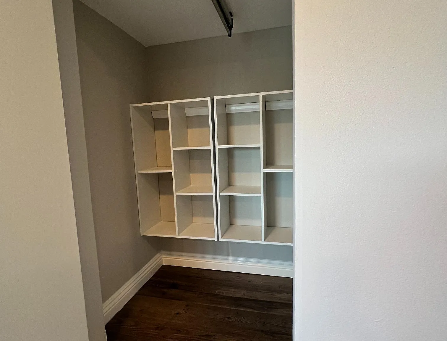 2 bed, 1.5 bath, 924 sqft, $2,795 — Photo 4