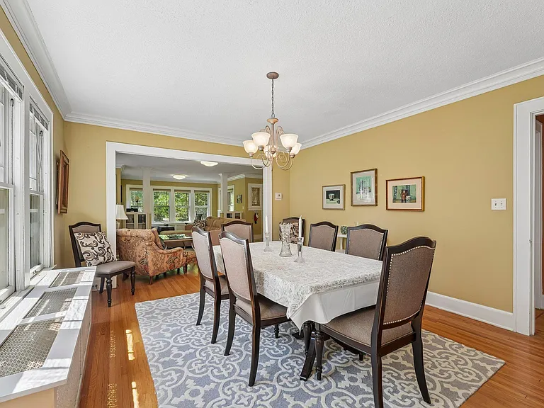 1771 James Ave S #1 — Photo 10