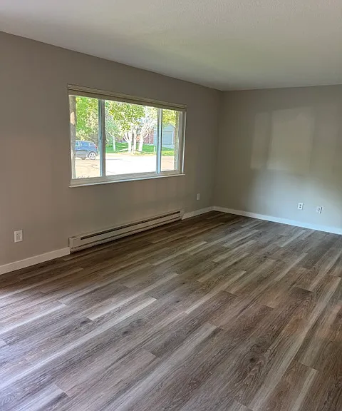 2024 Custer Dr — Photo 8