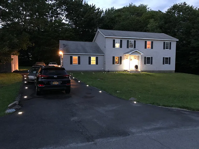 1150 Tomasula Dr — Photo 1