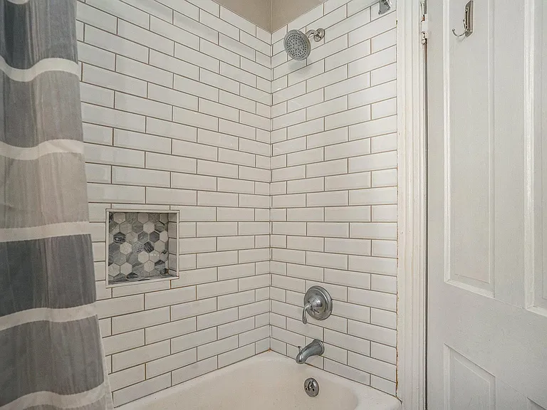 351 Washington Ave — Photo 22