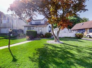 12 Cowdrey St, Yonkers, NY 10701