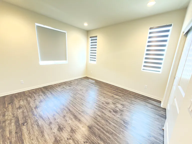 4837 Magnum Way — Photo 13
