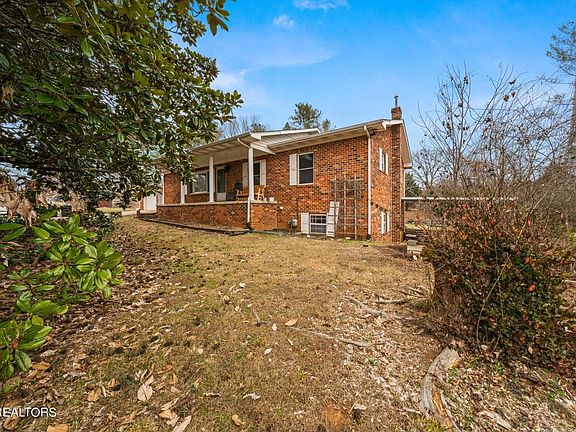3rd image of 241 County Road 435