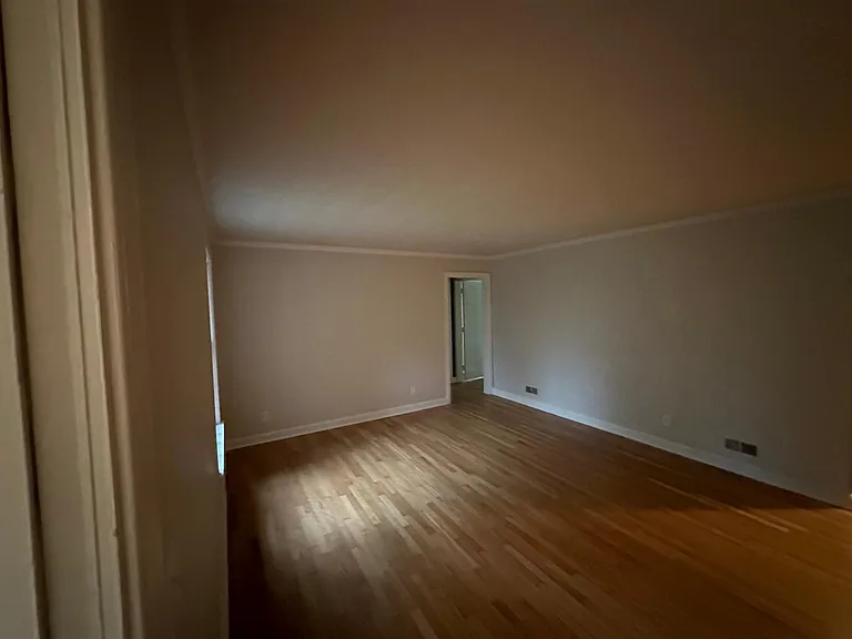 6200 Parkview Ave #4 — Photo 12