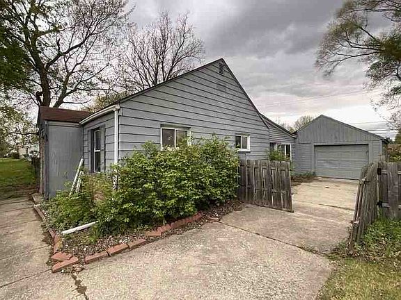 3rd image of 35132 Avondale St