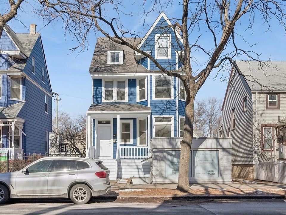 1st image of 2144 W Montrose Ave #2