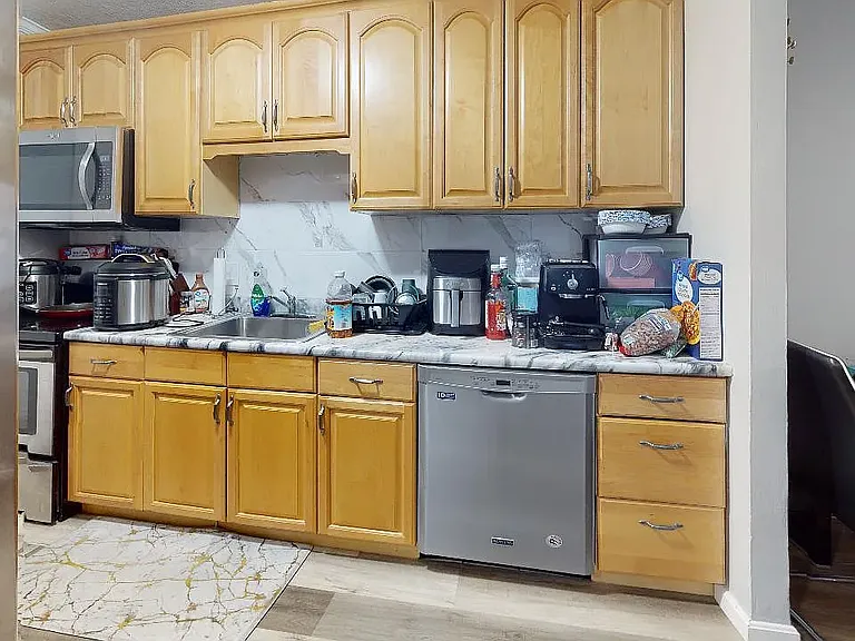 400 Governors Dr #39 — Photo 6