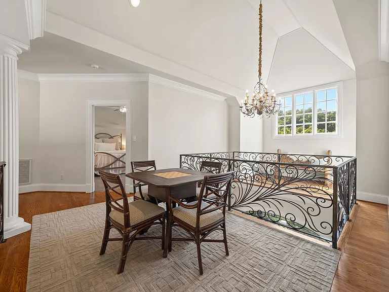 Upstairs Foyer