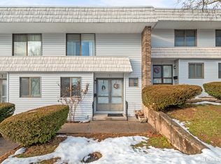 3 Bayberry Ct #3, Cromwell, CT 06416