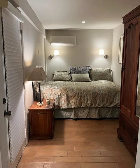 2879 Exeter Pl — Photo 1