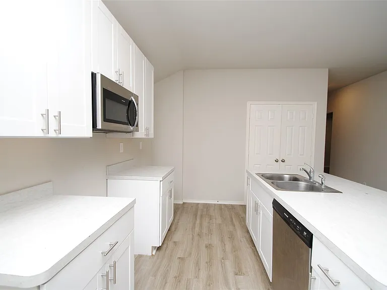 2006 Brixham Bluff Ln — Photo 6