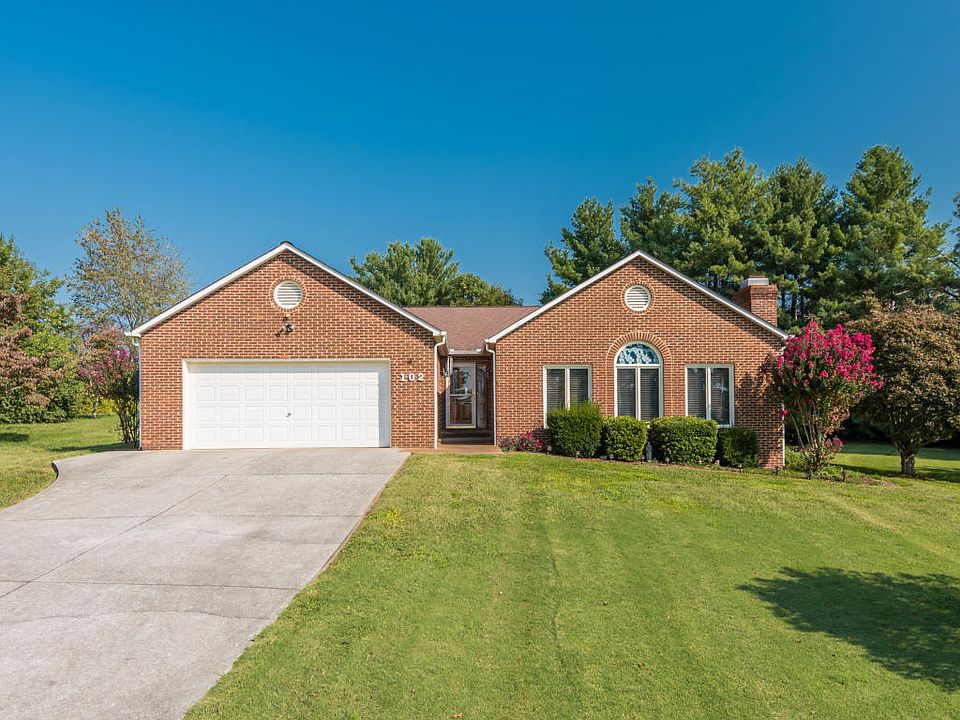 1st image of 102 Newell Village Dr