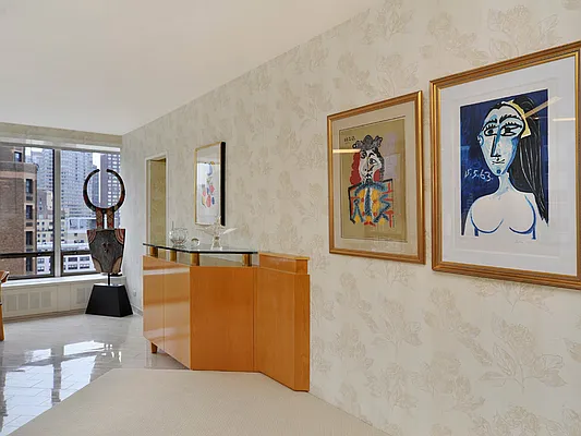 Sold by Sotheby's International Realty | media 5