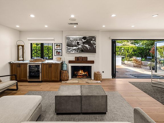 5th image of 516 Mills Way