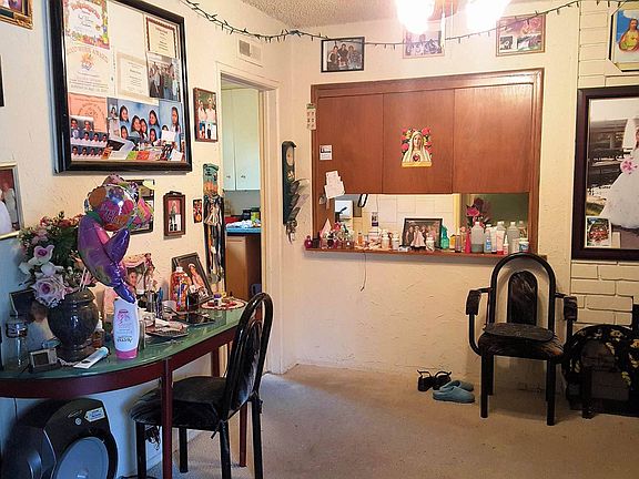 3rd image of 6918 Jumilla Ave