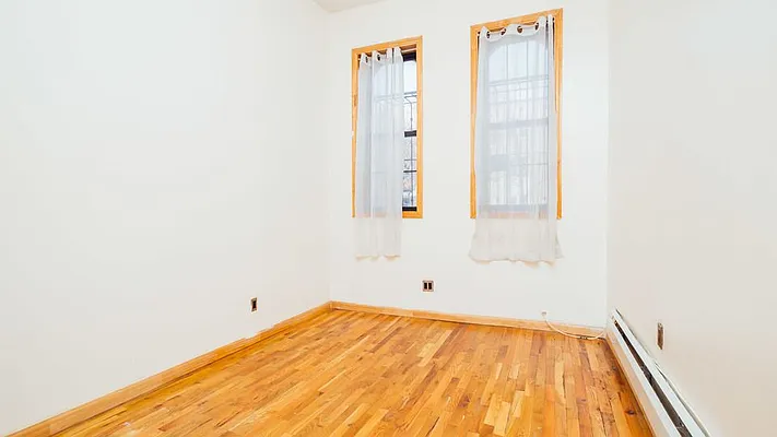 Rented by Nooklyn NYC LLC | media 37