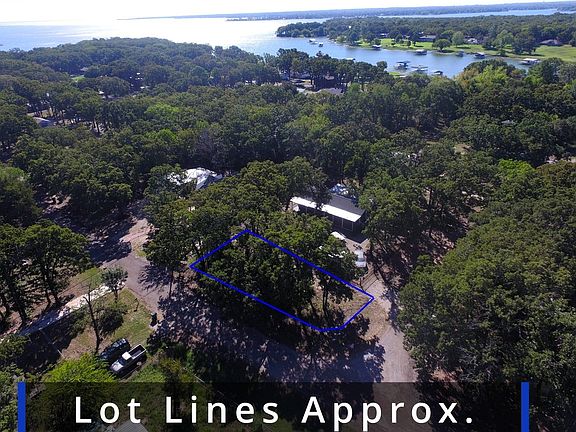 4th image of Live Oak St