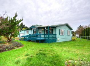 1000 SE River View Ln, Waldport, OR 97394