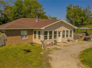1942 NW Waldo Rd, Amity, MO 64422