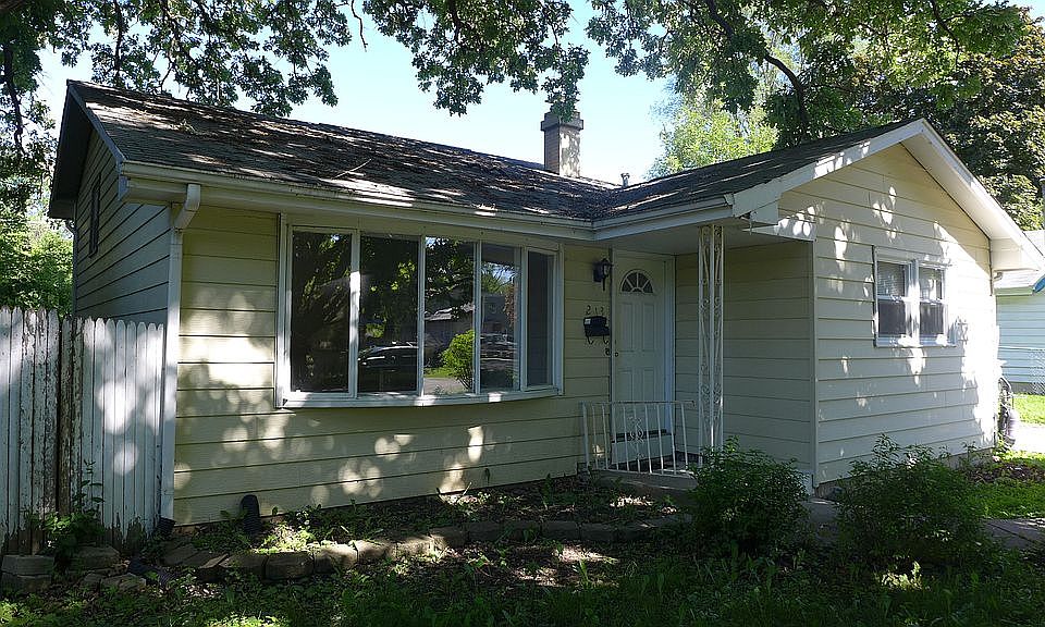 1st image of 213 Kenwood Dr