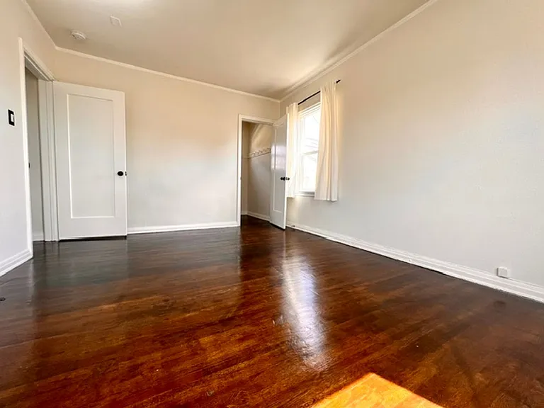 5112 W 21st St — Photo 15