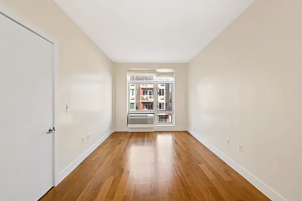 Rented by Douglas Elliman | media 4