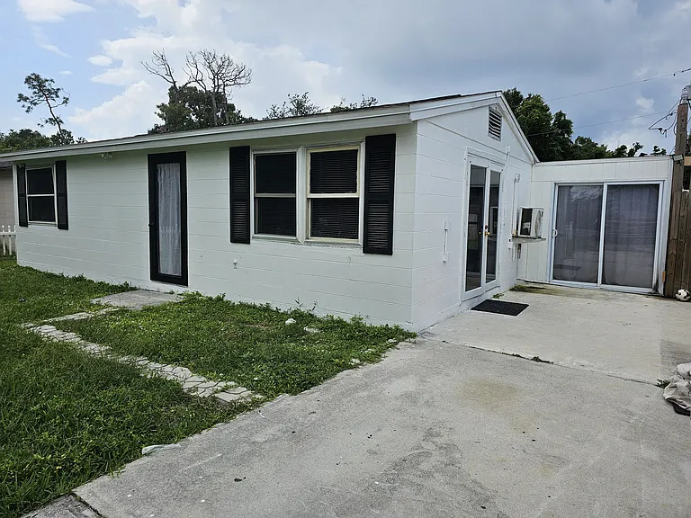 2186 Woodmere Rd — Photo 14