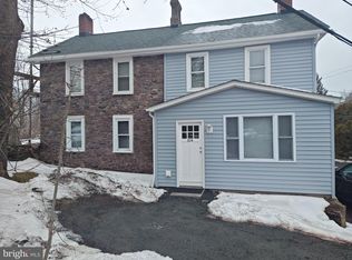 824 Kintner Rd, Kintnersville, PA 18930