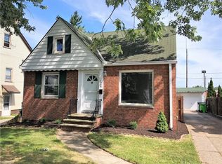 10909 Elmwood Ave, Garfield Heights, OH