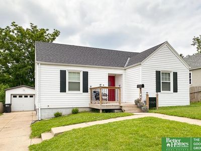 3869 Arbor St, Omaha, NE, 68105