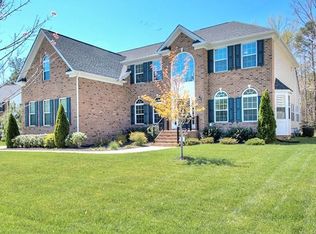 6900 Winters Prey Trl, Moseley, VA 23120