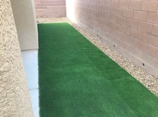 10142 Village Edge Pl, Las Vegas, NV 89183