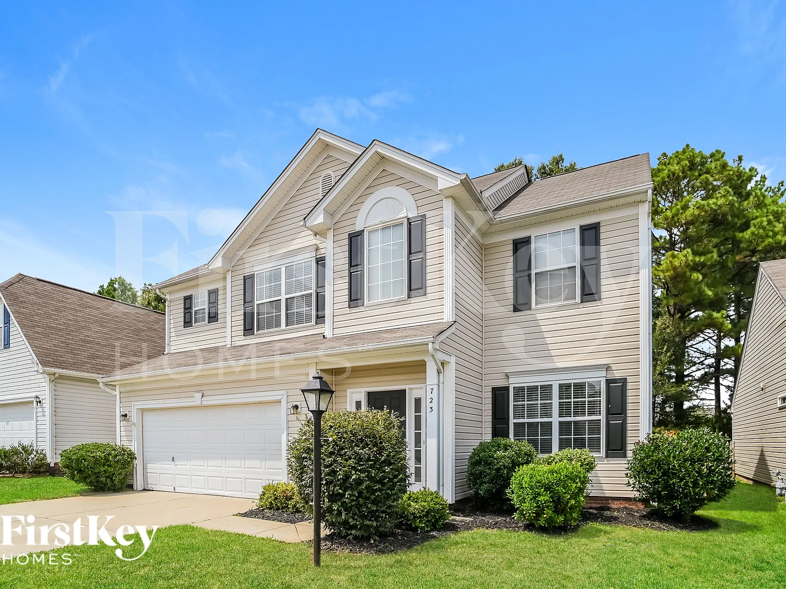 4 bed, 3.5 bath, 2117 sqft, $2,455 — Photo 2