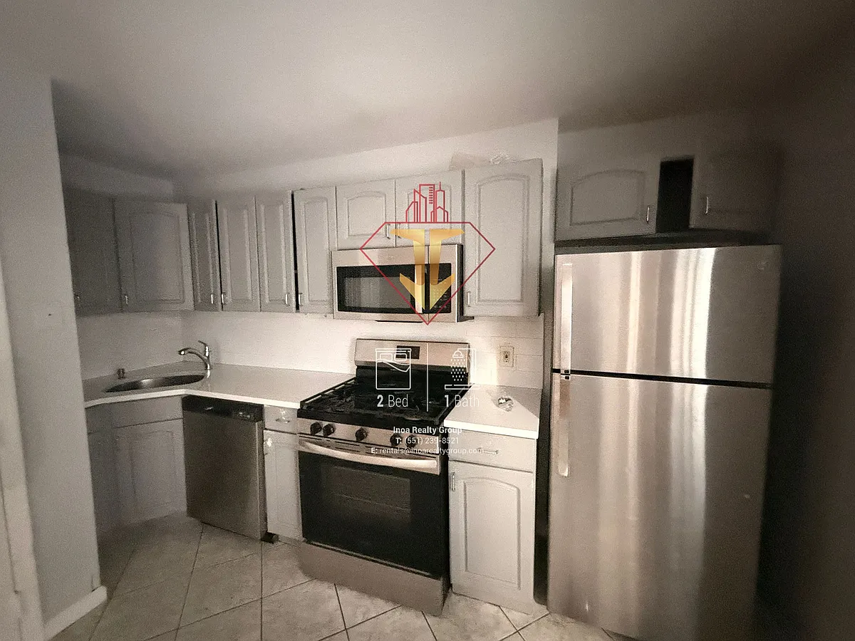 Building Photo - 812-813 New York Ave #A02