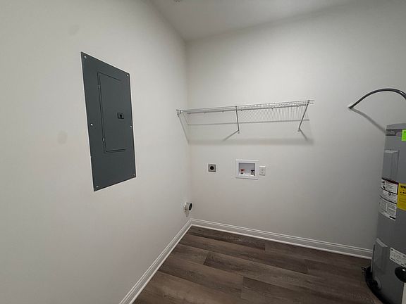 4th image of 840 Ridgewood Dr Unit 5