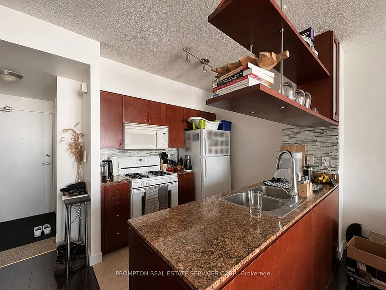 10 Navy Wharf Ct #2708 — Photo 18