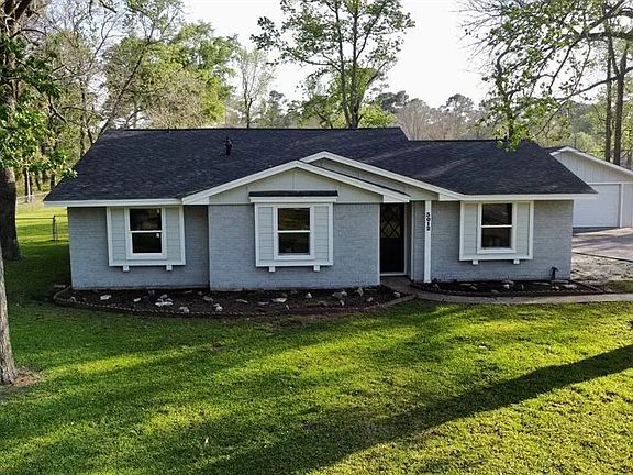2nd image of 3012 Terry Ln