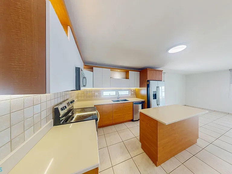 361 Paseo — Photo 13