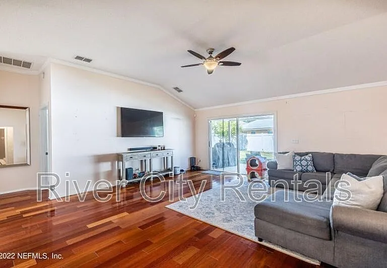 2848 Pebblewood Ln — Photo 12