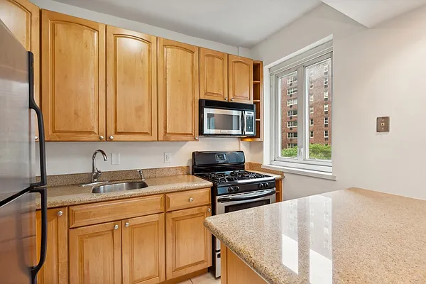 Rented by Nest Seekers International | media 3