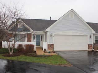 2820 N Southern Hills Dr, Wadsworth, IL