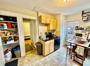 220 Hanover St #17, Boston, MA 02113