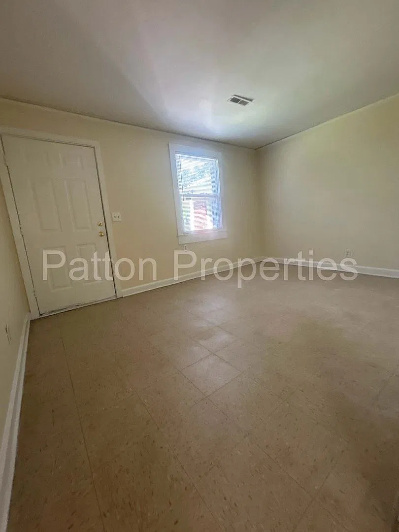 818-828 Raleigh Street - Outside CoC - TMS# 004658-02-012 — Photo 2