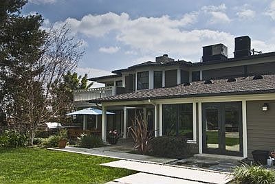 1st image of 1400 Cresthaven Dr